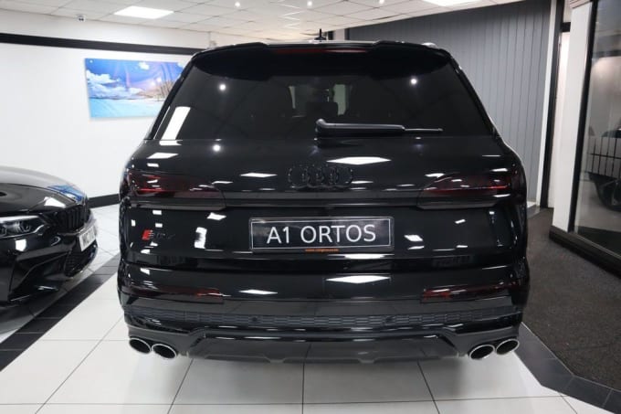 2025 Audi Sq7