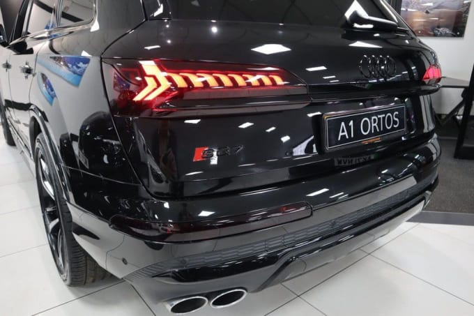 2025 Audi Sq7