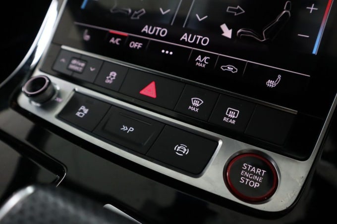 2025 Audi Sq7