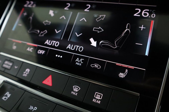 2025 Audi Sq7