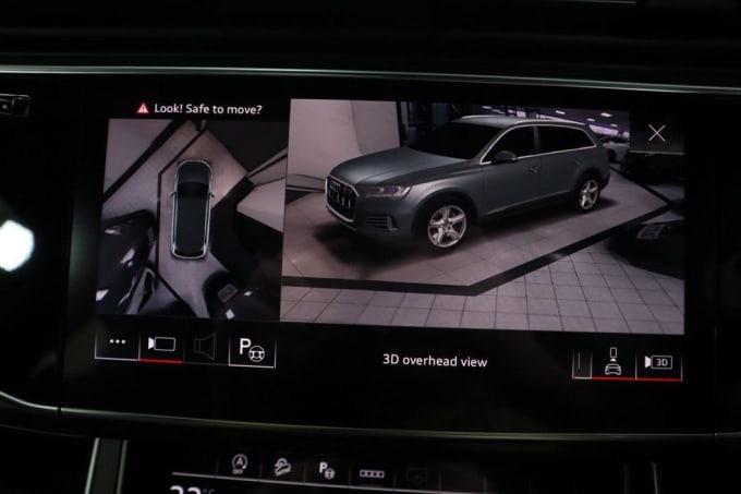 2025 Audi Sq7