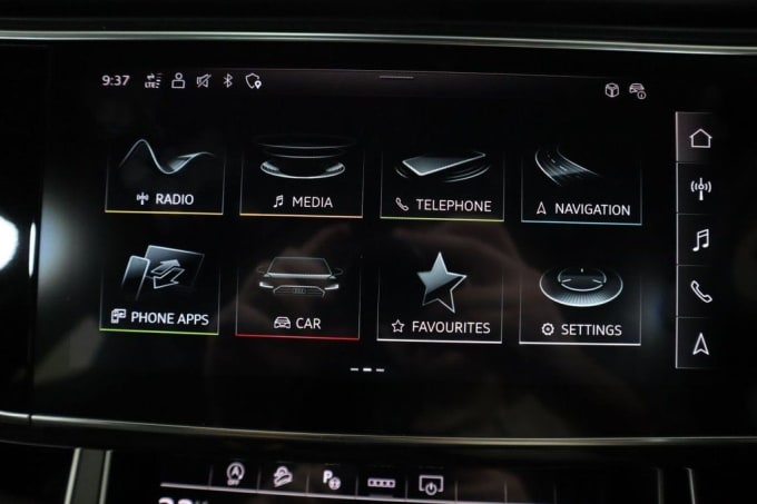 2025 Audi Sq7