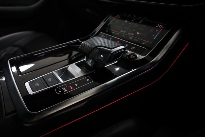 2025 Audi Sq7