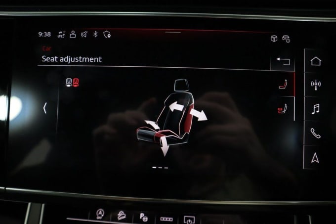2025 Audi Sq7
