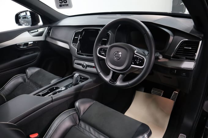 2025 Volvo Xc90