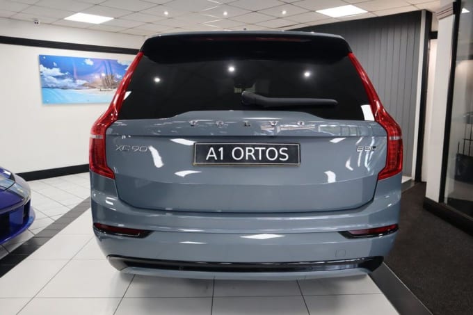 2025 Volvo Xc90