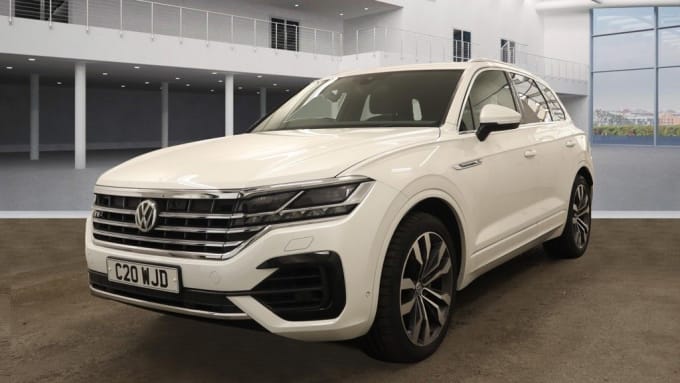 2025 Volkswagen Touareg