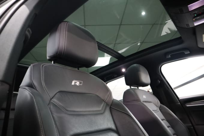 2025 Volkswagen Touareg