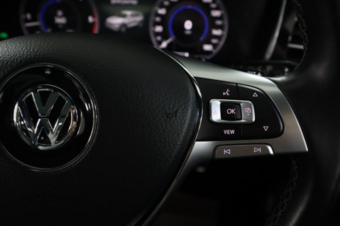 2025 Volkswagen Touareg