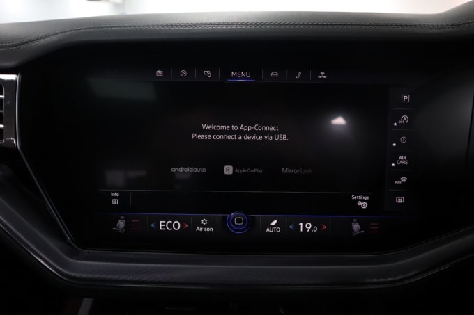 2025 Volkswagen Touareg