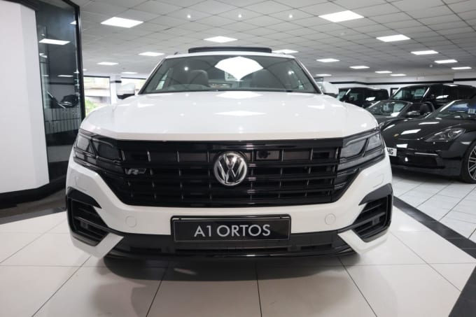 2025 Volkswagen Touareg