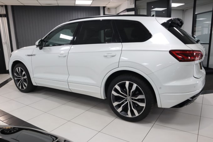 2025 Volkswagen Touareg