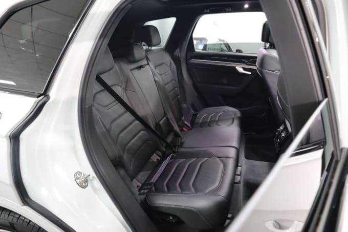 2025 Volkswagen Touareg