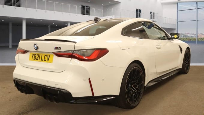 2025 BMW M4