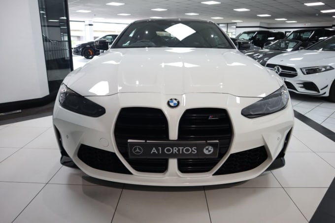 2025 BMW M4