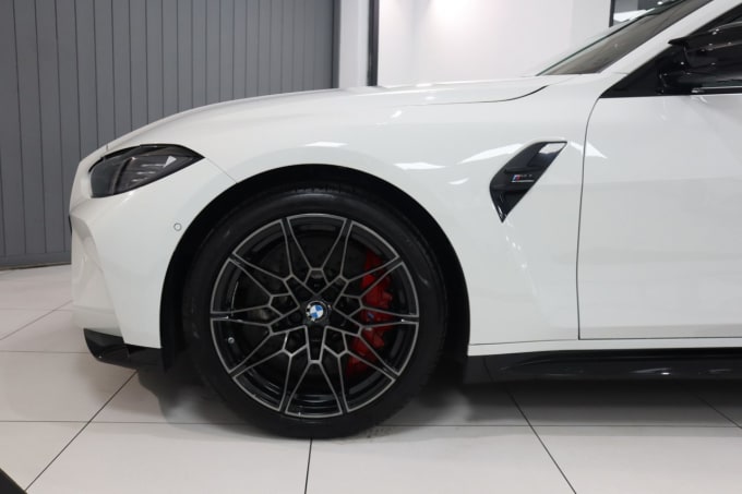 2025 BMW M4