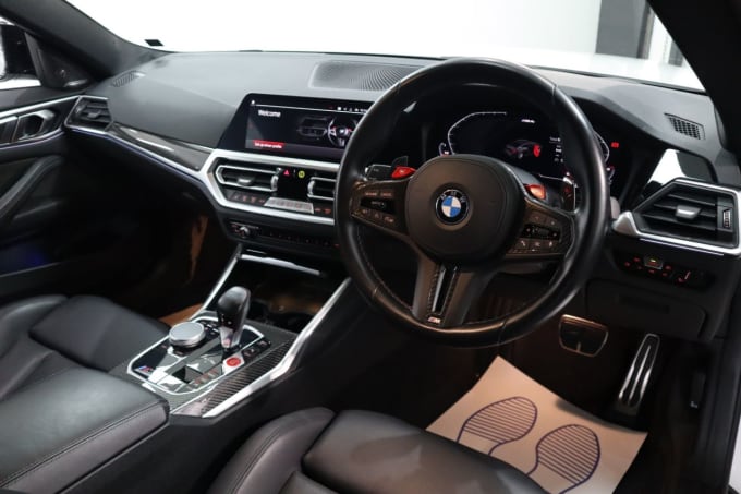 2025 BMW M4