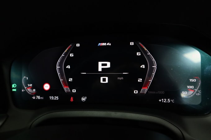 2025 BMW M4