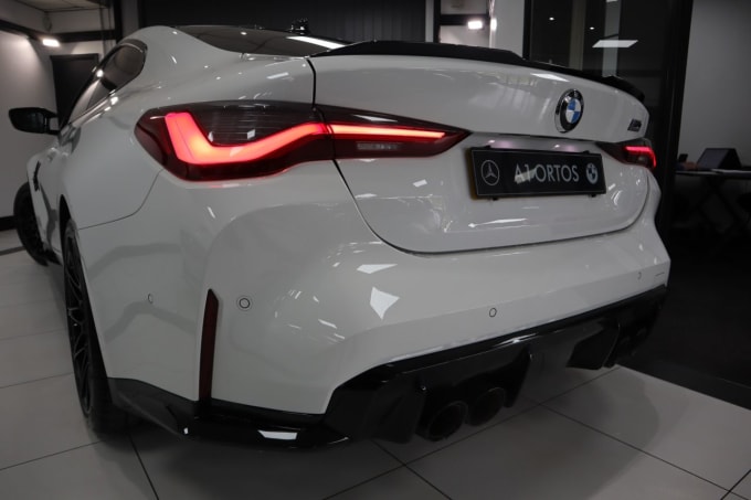 2025 BMW M4