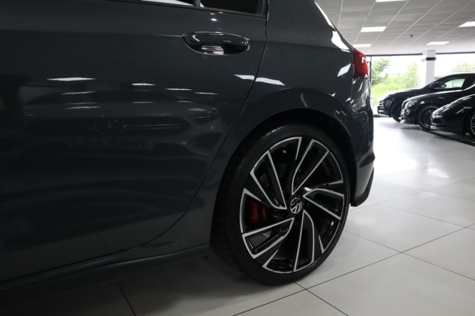 2025 Volkswagen Golf