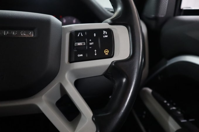 2025 Land Rover Defender