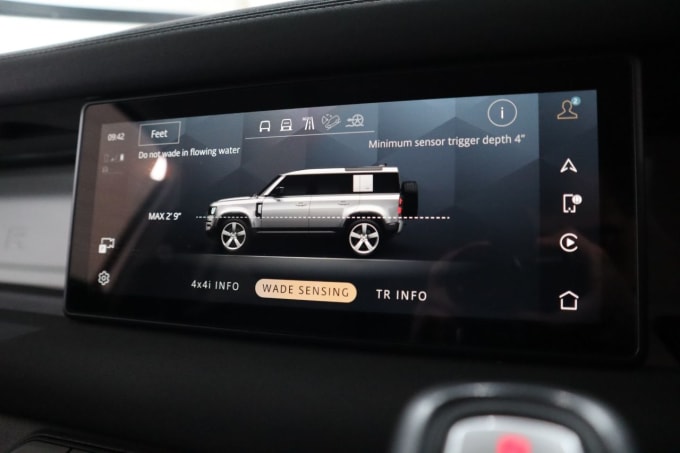 2025 Land Rover Defender