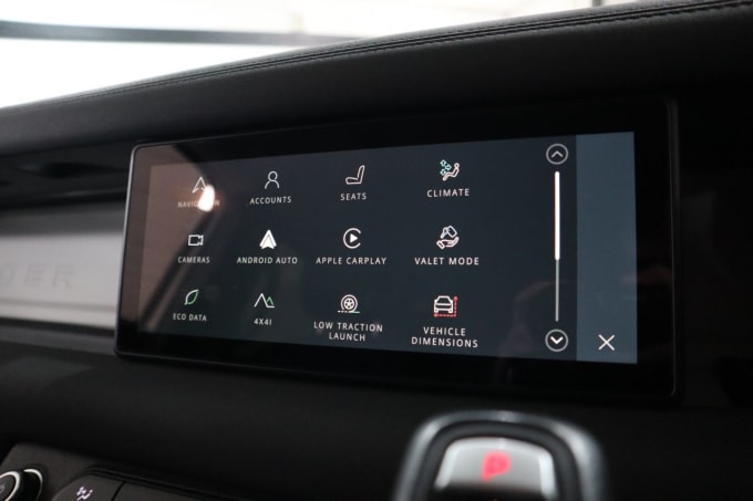 2025 Land Rover Defender