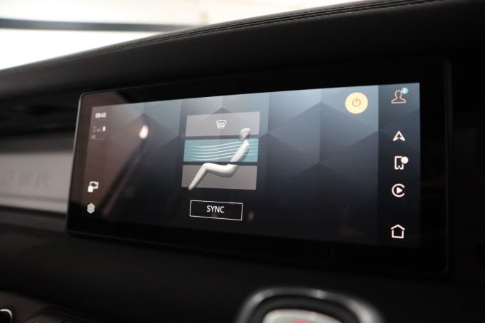 2025 Land Rover Defender