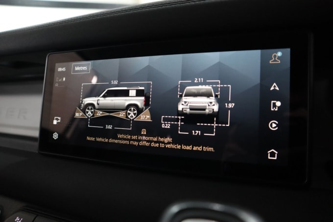 2025 Land Rover Defender