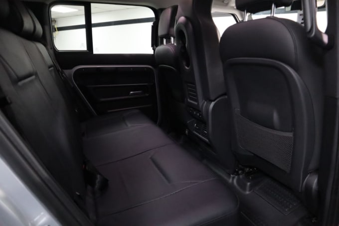 2025 Land Rover Defender