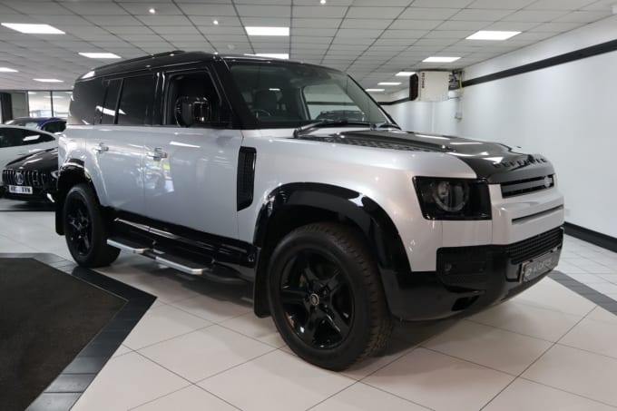 2025 Land Rover Defender