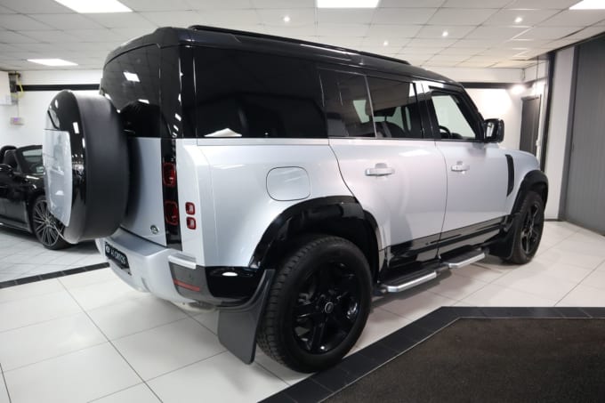 2025 Land Rover Defender
