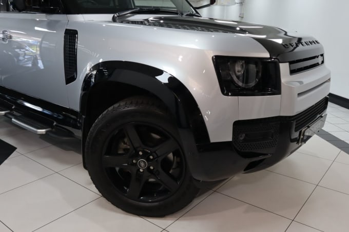 2025 Land Rover Defender