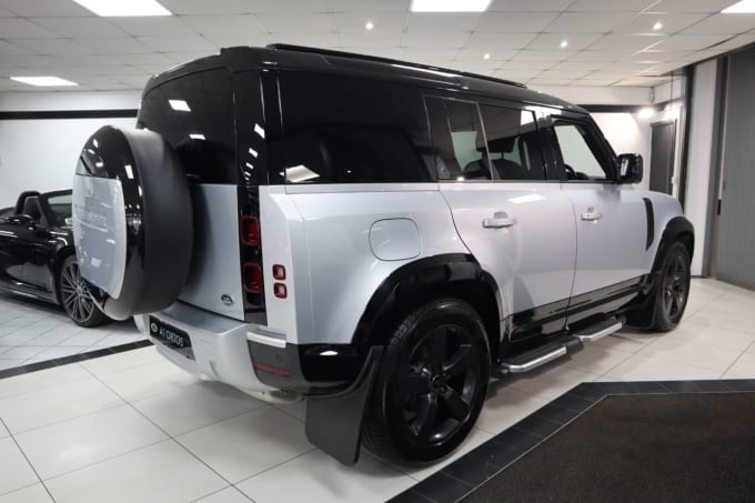 2025 Land Rover Defender