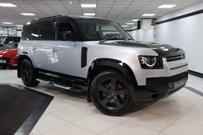 2025 Land Rover Defender