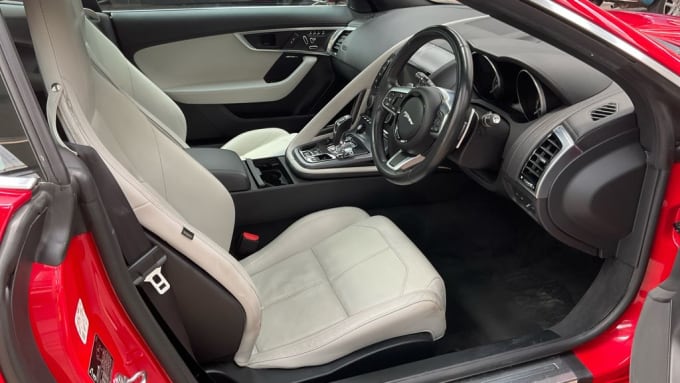 2025 Jaguar F-type