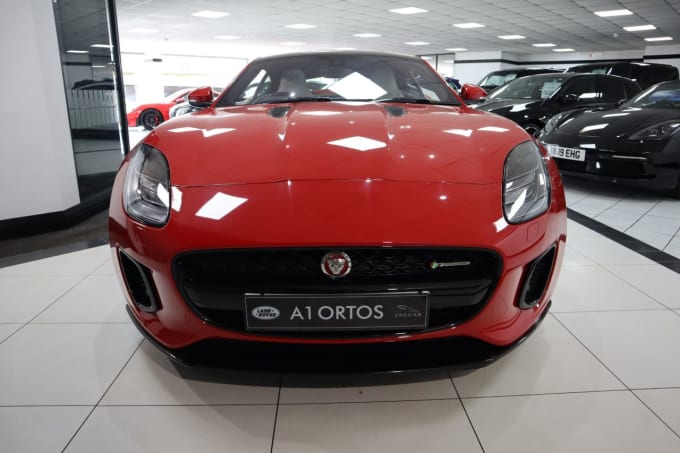 2025 Jaguar F-type