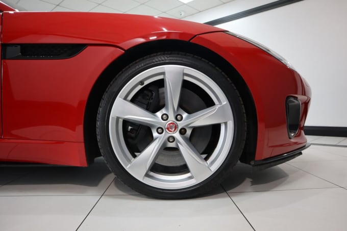 2025 Jaguar F-type