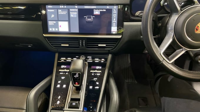2025 Porsche Cayenne