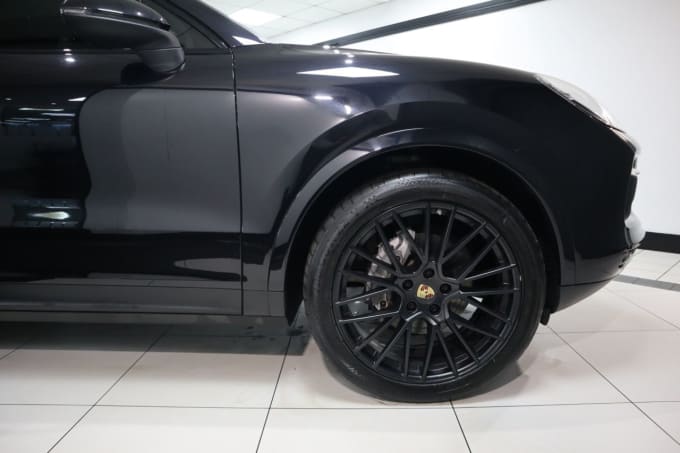 2025 Porsche Cayenne