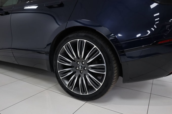 2025 Land Rover Range Rover Velar