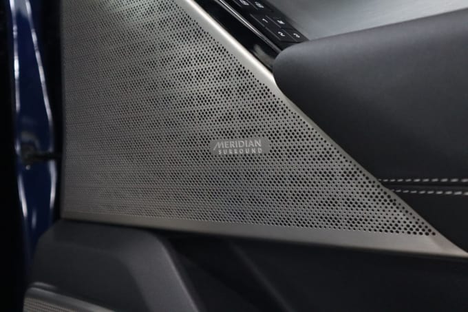2025 Land Rover Range Rover Velar