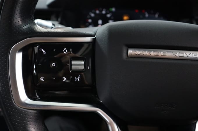 2025 Land Rover Range Rover Velar
