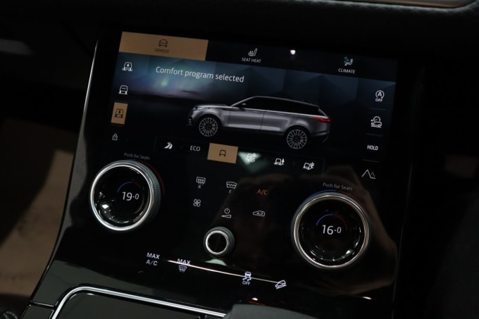 2025 Land Rover Range Rover Velar