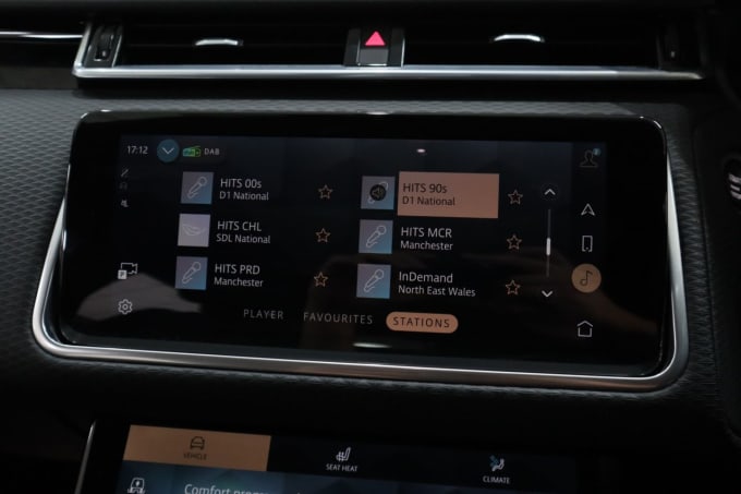 2025 Land Rover Range Rover Velar