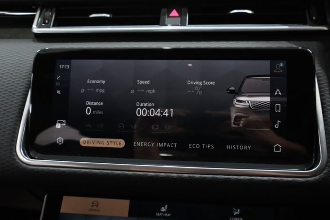 2025 Land Rover Range Rover Velar