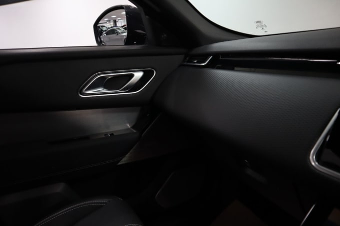 2025 Land Rover Range Rover Velar