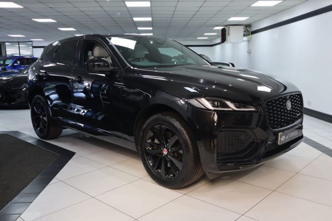 2025 Jaguar F-pace