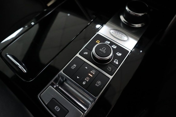 2025 Land Rover Discovery