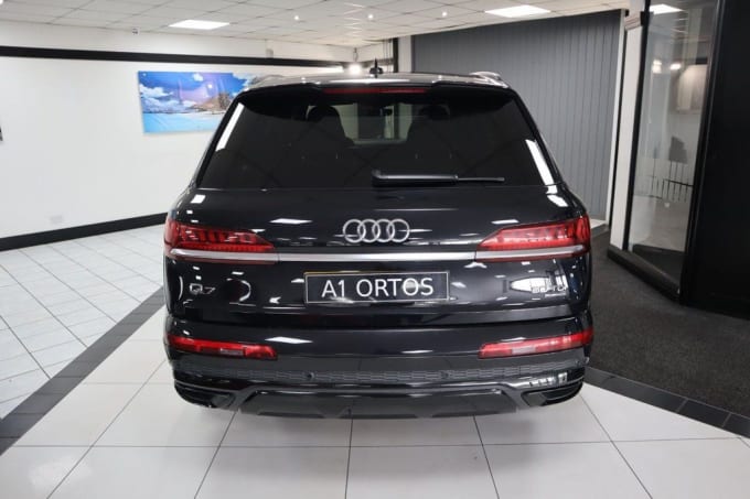 2025 Audi Q7